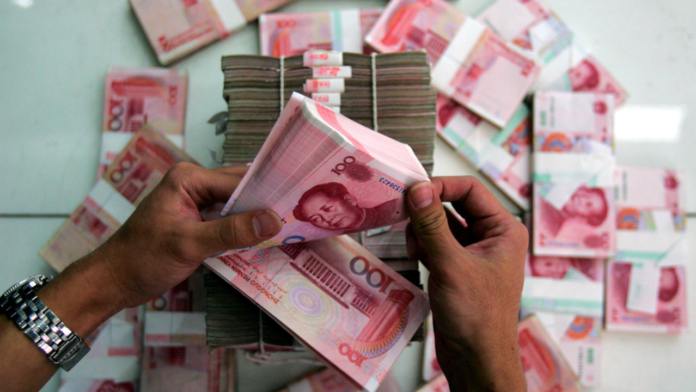 Chinese Yuan Surpasses US Dollar in Russian Trade